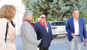 <br />
<b>Warning</b>:  Undefined variable $img in <b>/home/ducatovinix/public_html/site/wp-content/themes/ppo_ducato/single-attivita.php</b> on line <b>276</b><br />
<br />
<b>Warning</b>:  Trying to access array offset on null in <b>/home/ducatovinix/public_html/site/wp-content/themes/ppo_ducato/single-attivita.php</b> on line <b>276</b><br />
