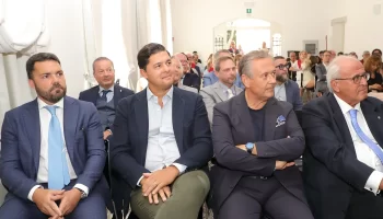 <br />
<b>Warning</b>:  Undefined variable $img in <b>/home/ducatovinix/public_html/site/wp-content/themes/ppo_ducato/single-attivita.php</b> on line <b>276</b><br />
<br />
<b>Warning</b>:  Trying to access array offset on null in <b>/home/ducatovinix/public_html/site/wp-content/themes/ppo_ducato/single-attivita.php</b> on line <b>276</b><br />
